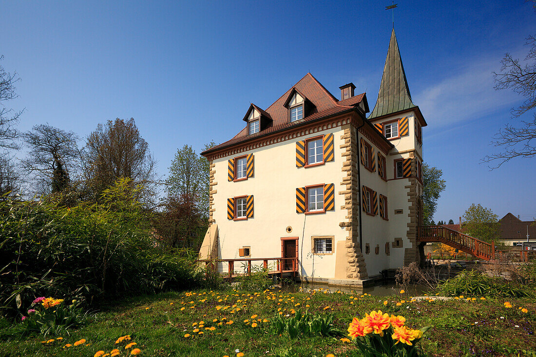 Entenstein moated castle, Schliengen, Markgräfler Land, Black Forest, Baden-Württemberg, Germany