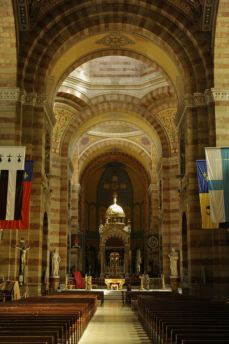 Innenansicht der Kathedrale Notre-Dame-de-la-Major, Marseille, Provence, Frankreich, Europa