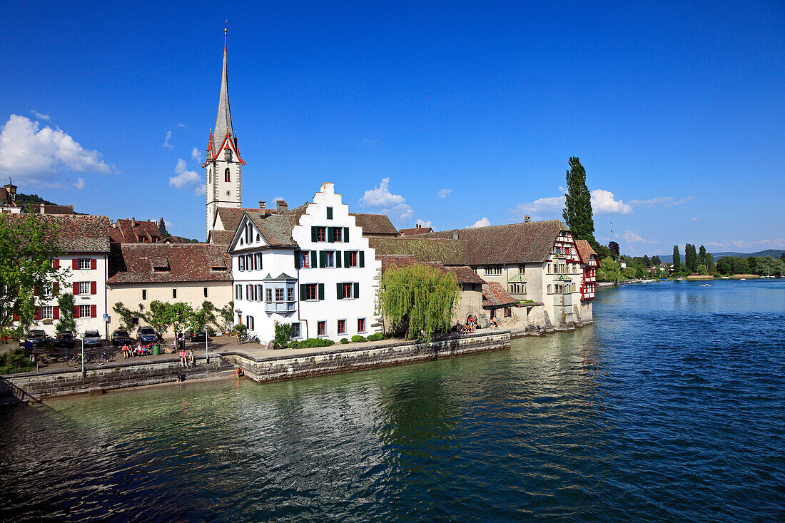 Kloster St. Georgen am See unter blauem Himmel, Stein am Rhein, Hochrhein, Bodensee, Untersee, Kanton Schaffhausen, Schweiz, Europa