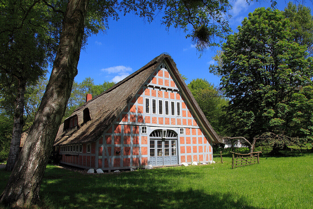 Weaving mill, Heinrich Vogeler foundation Haus im Schluh, Worpswede, Lower Saxony, Germany, Europe