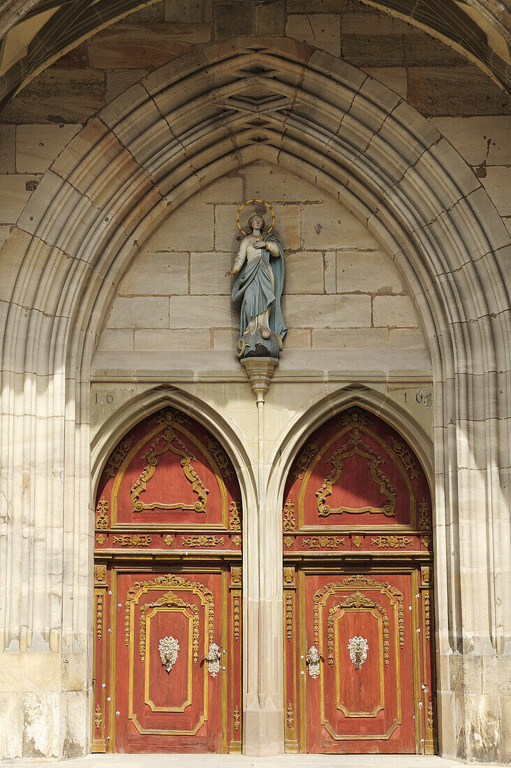 Kirchenportal, St. Georg, Dinkelsbühl, Bayern, Deutschland