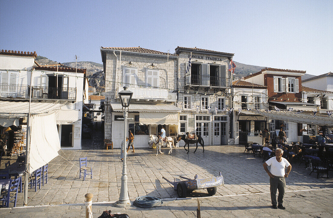 Hydra Hafen auf der Insel Hydra, Mittelmeer, Griechenland, Europa