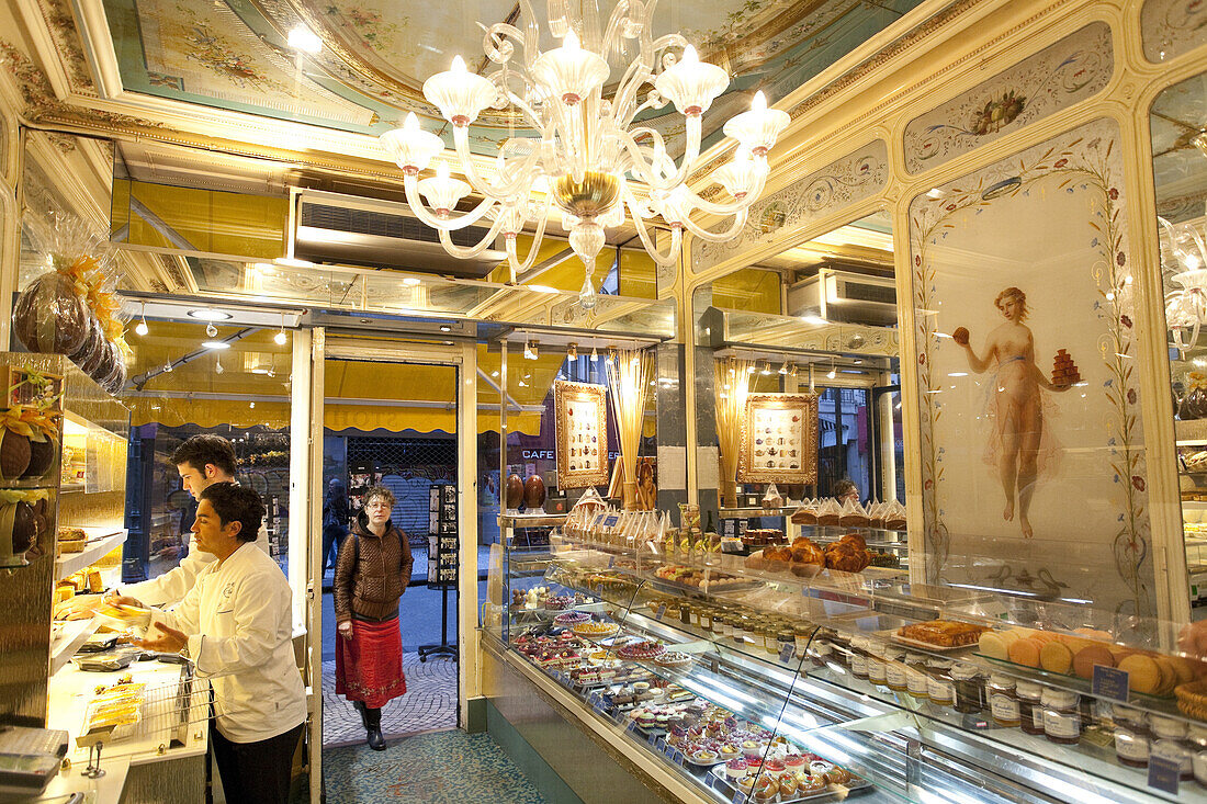 La Maison Stohrer, die älteste Bäckerei von Paris, Rue de Montorgueil, 2. Arrondissement, Paris, Frankreich, Europa