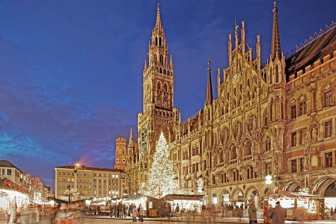 Christmas market near New Town Hall, Mary's Square, Munich, Bavaria, Germany