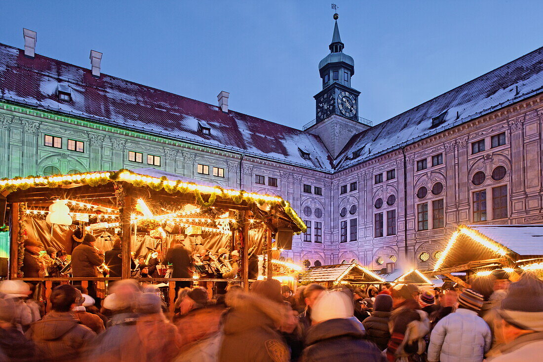Christmas market, Munich Residenz, Munich, Bavaria, Germany