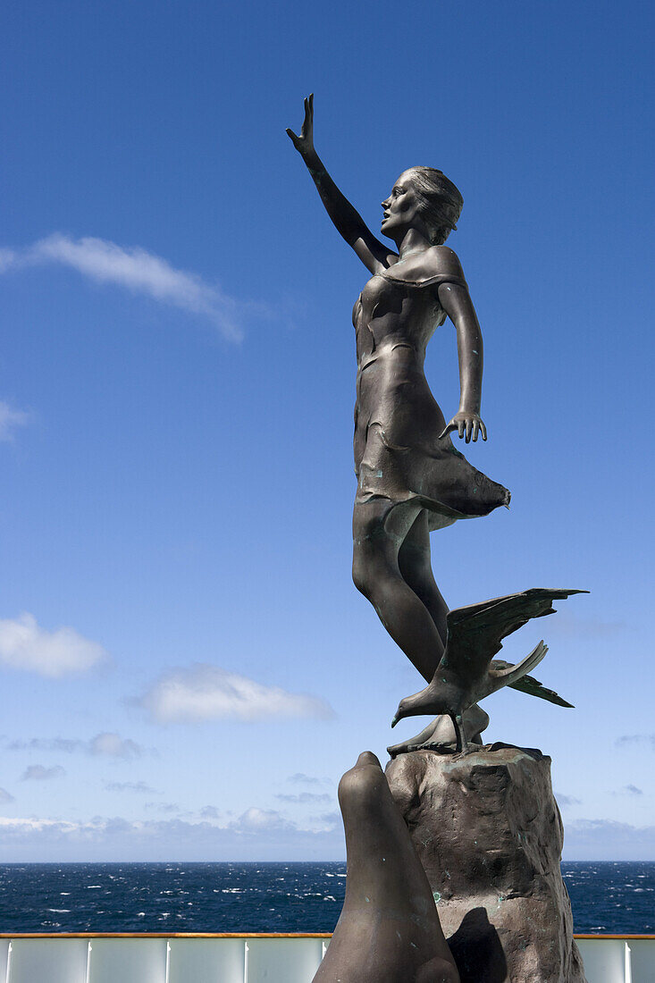 Statue an Bord von Kreuzfahrtschiff MS Deutschland (Reederei Deilmann), im Südatlantik, Drake Passage, Südamerika
