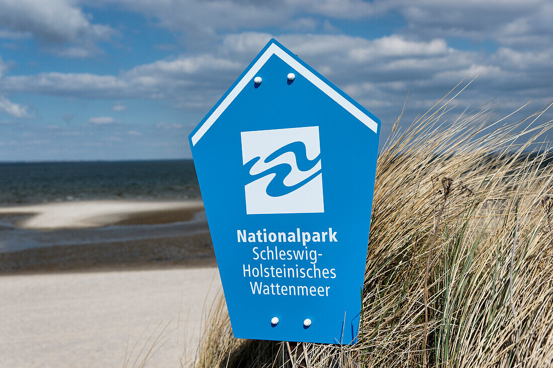 Strand in List nahe der Vogelschutzinsel Uthoern, Sylt, Schleswig-Holstein, Deutschland