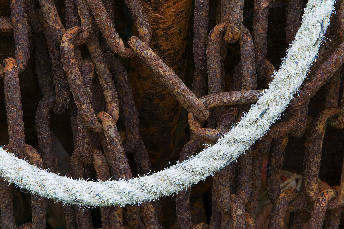 Rusty chains