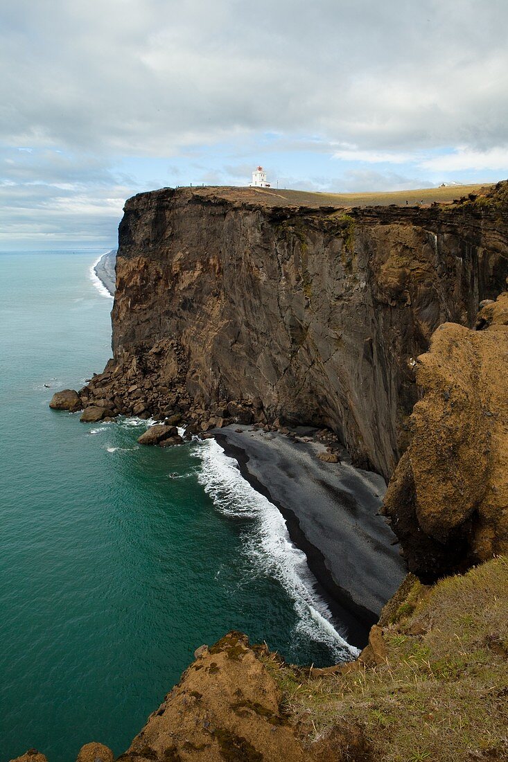 Beach, Black, Cliff, Iceland, Landscape, Landscapes, Lighthouse, nature, Ocean, Sand, scenic, Scenic, Scenics, Seashore, Water, S19-922344, agefotostock 
