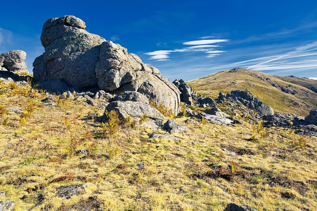 Pico Mondalindo desde La Albardilla  Sierra de la Morcuera  Madrid