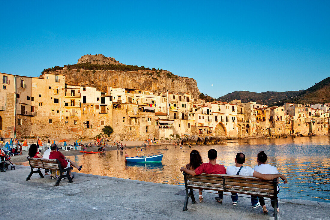 Abendstimmung, Altstadt, Cefalù, Palermo, Sizilien, Italien