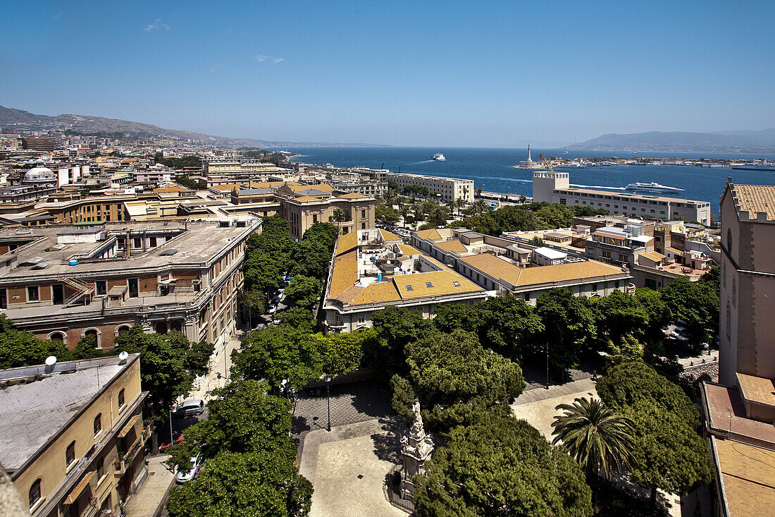 Blick vom Campanile auf Messina, Sizilien, Italien