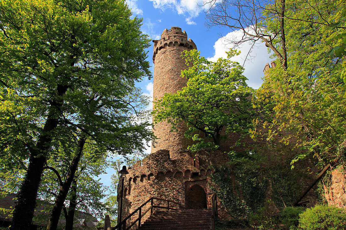 Southern tower with castle gate at Auerbach castle, near Bensheim, Hessische Bergstrasse, Hesse, Germany