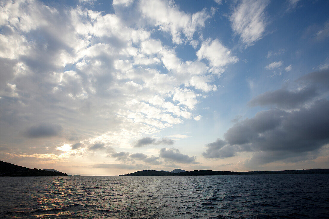 Kornaten Inseln bei Sonnenuntergang, Kroatien, Europa