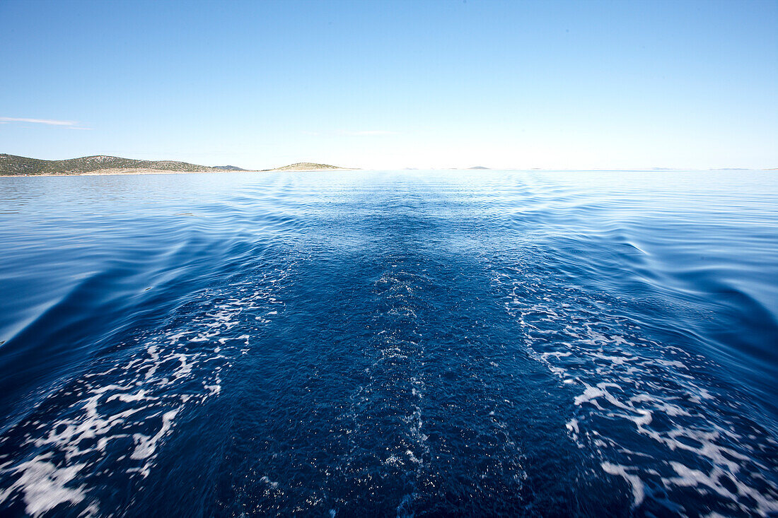 View from the stern of a sailing boat, Kornati archipelago, Croatia, Europe