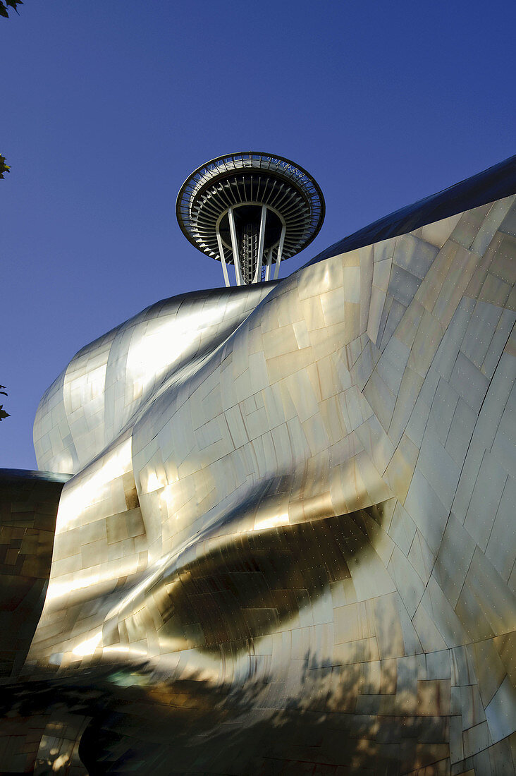 USA, Washington, Seattle, The Space Needle and the Experience Music Project