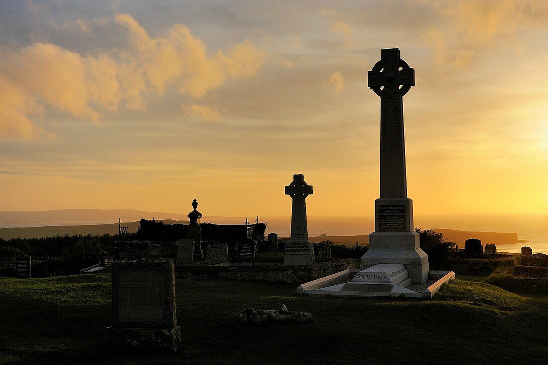 Great Britain, Scotland, Isle of Skye, Trotternish peninsula, Kilmuir, Cemetery and monument dedicated to Flora Mac Donald