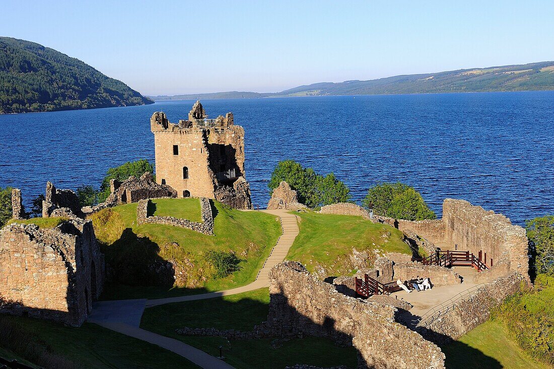 Great Britain, Scotland, Urquhart Castle and Loch Ness