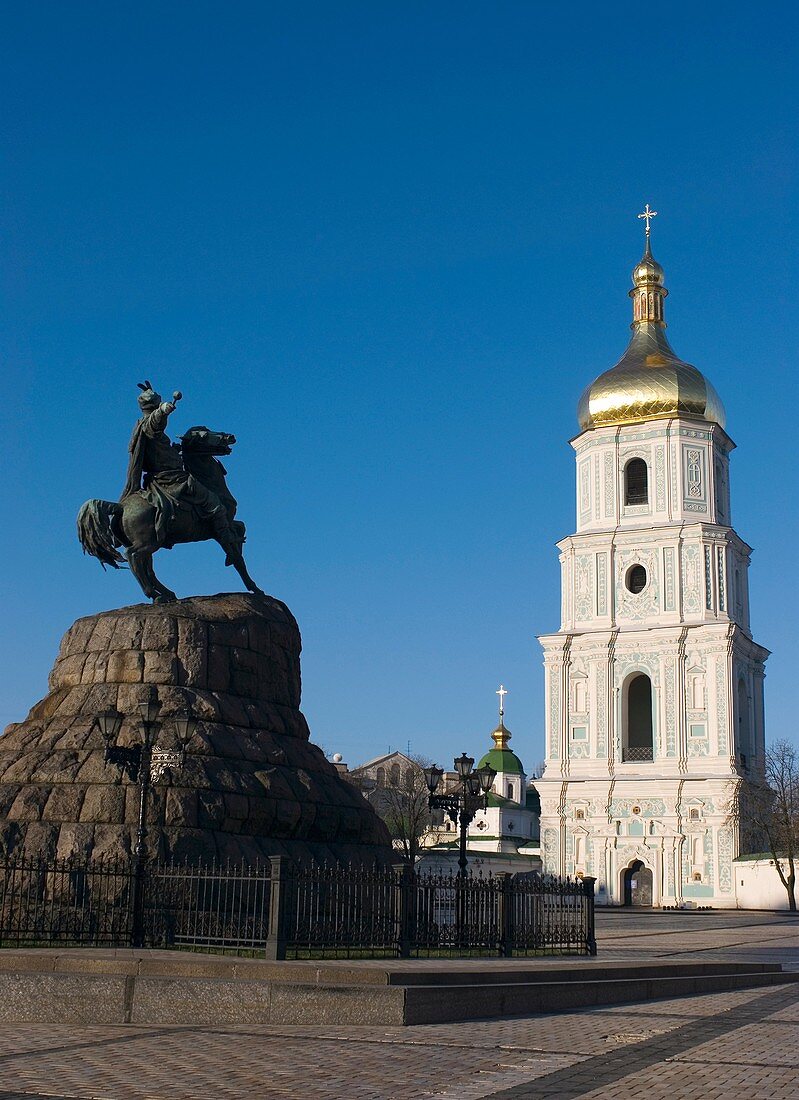 Monument to Bohdan Khmelnytsky in front of St Sophia Cathedral at Sofiyska Square Kyiv Kiev Ukraine