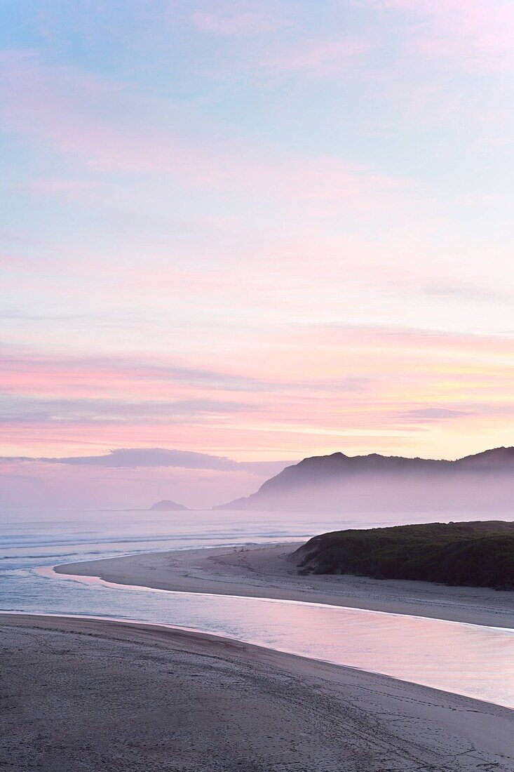 Landscape, scene, scenic, sun, sunset, golden, orange, light, sea, seascape, ocean, lagoon, haze, hazy, water, sky, tranquil, peaceful, beach, blue, sky, wispy, clouds, placid, serene, peaceful, calming, calm, away from it all, pink, purple, mist, misty