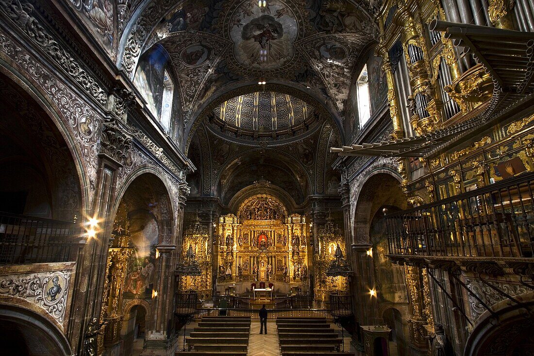 Arcos  Interior church