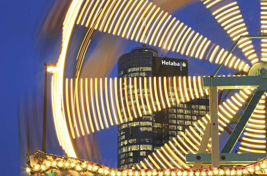 Maintower mit Riesenrad, Frankfurt am Main, Hessen, Deutschland