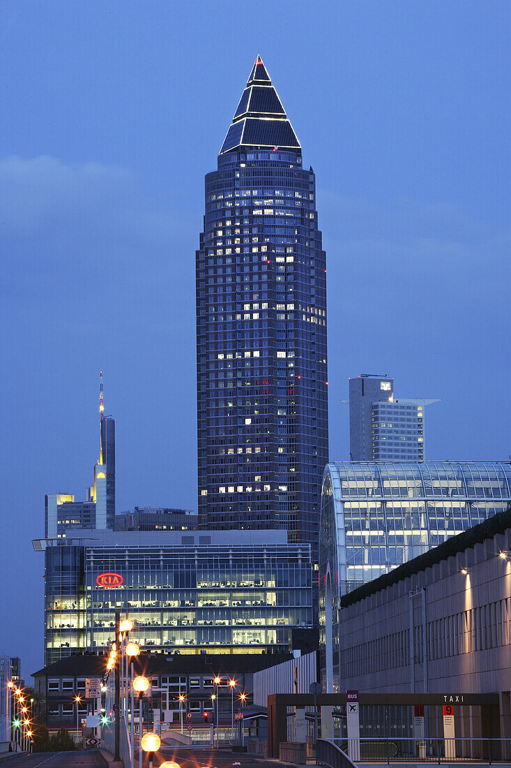 Messeturm, architect Helmut Jahn, Frankfurt am Main, Hesse, Germany