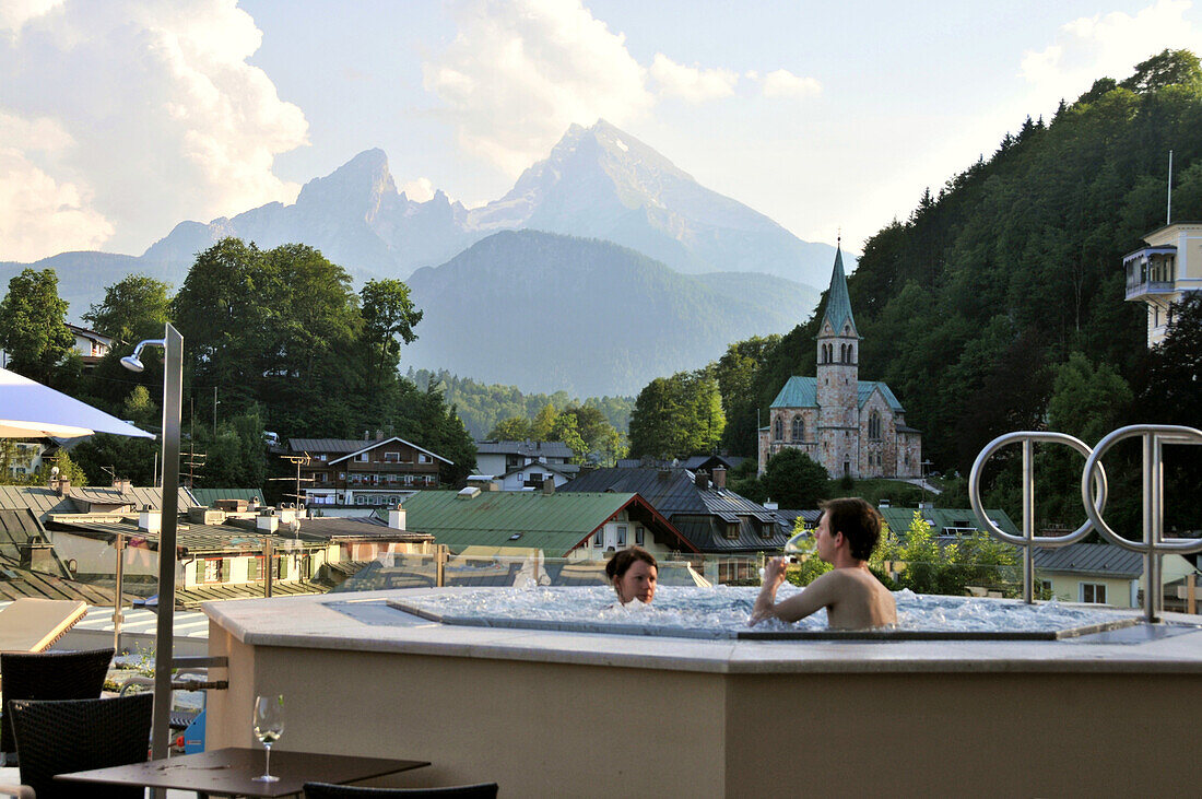 Whirlpool with Watzmann in the background, Hotel Edelweiss, Berchtesgaden, Berchtesgadener Land, Upper Bavaria, Bavaria, Germany