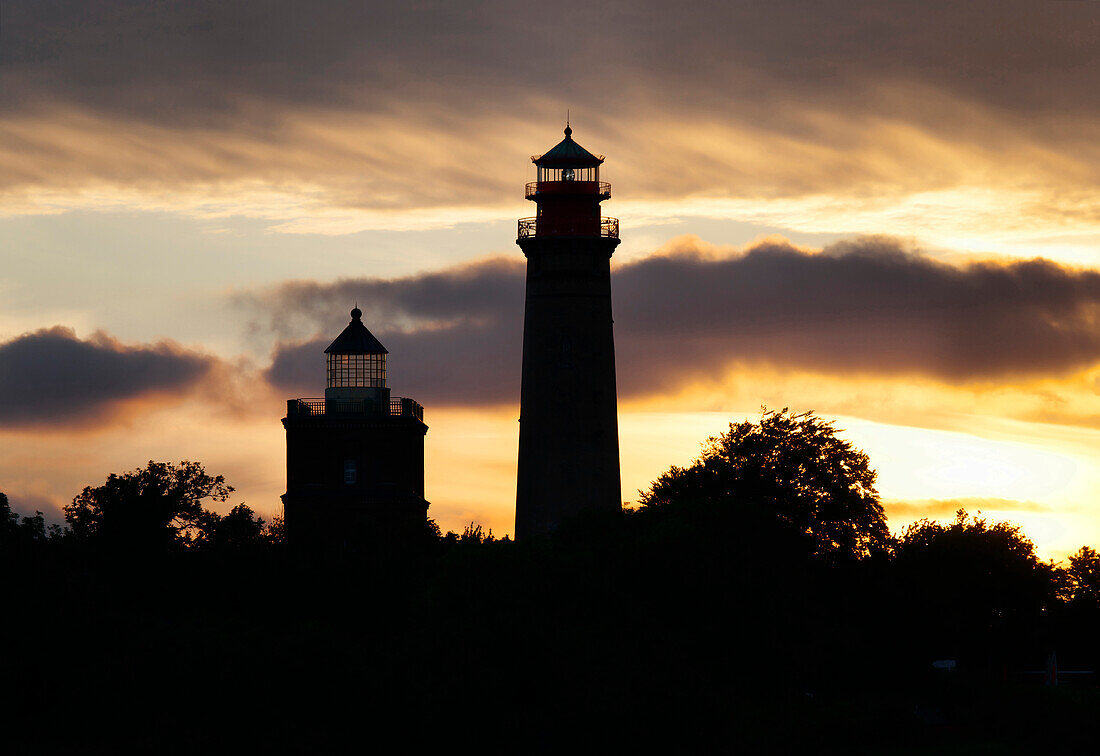Leuchttürme am Kap Arkona in der Abenddämmerung, Wittow, Rügen, Mecklenburg-Vorpommern, Deutschland
