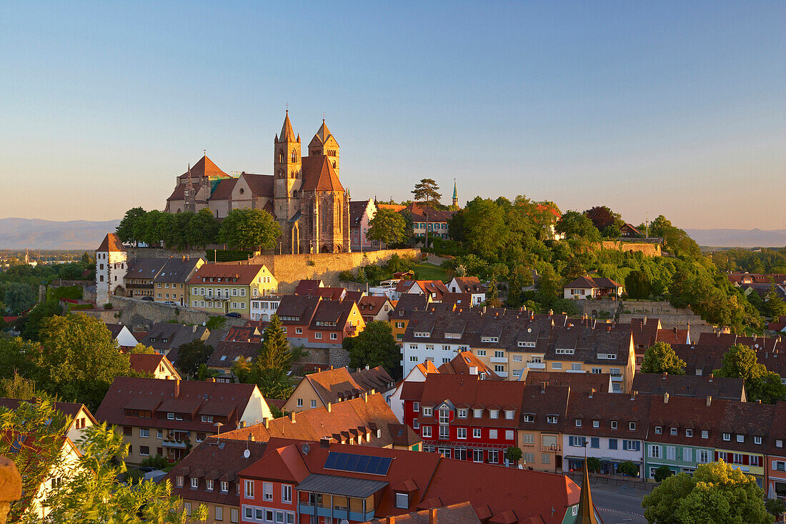 View over old town with minster, Breisach am Rhein, Baden-Wurttemberg, Germany