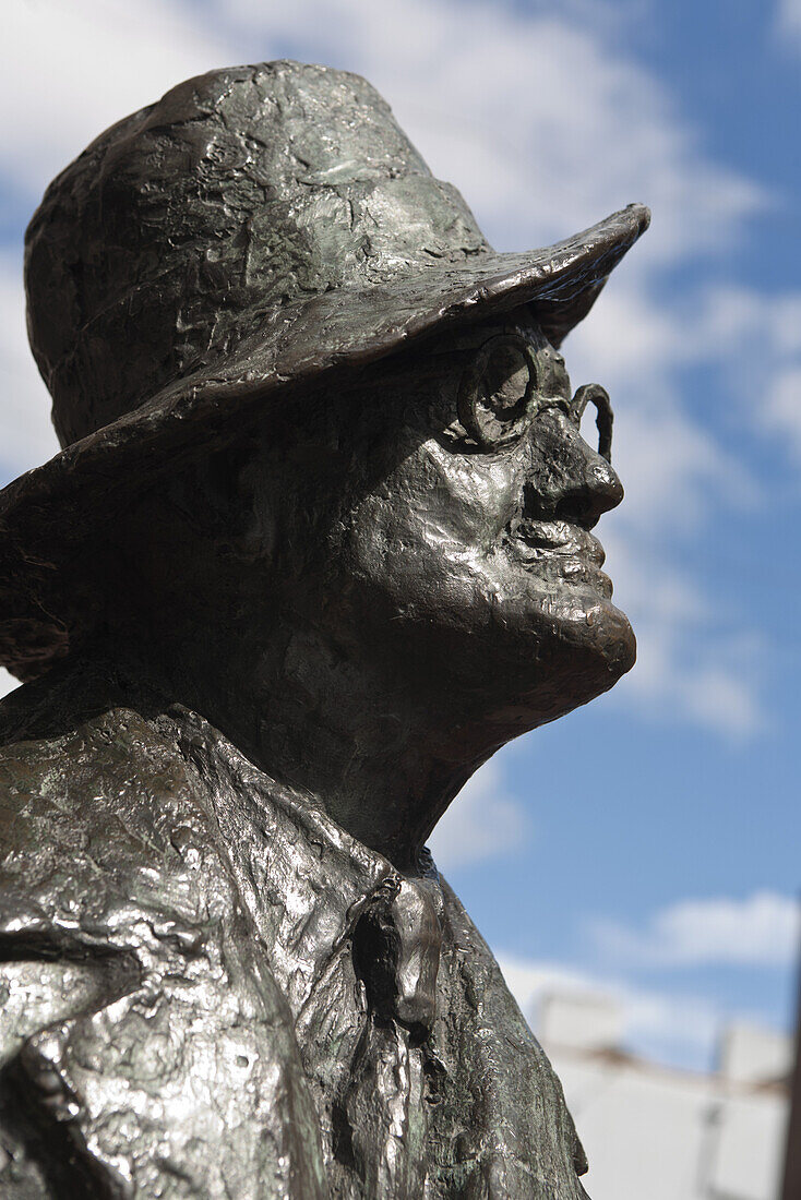 Statue of James Joyce, O'Connell Street, Dublin, County Dublin, Ireland
