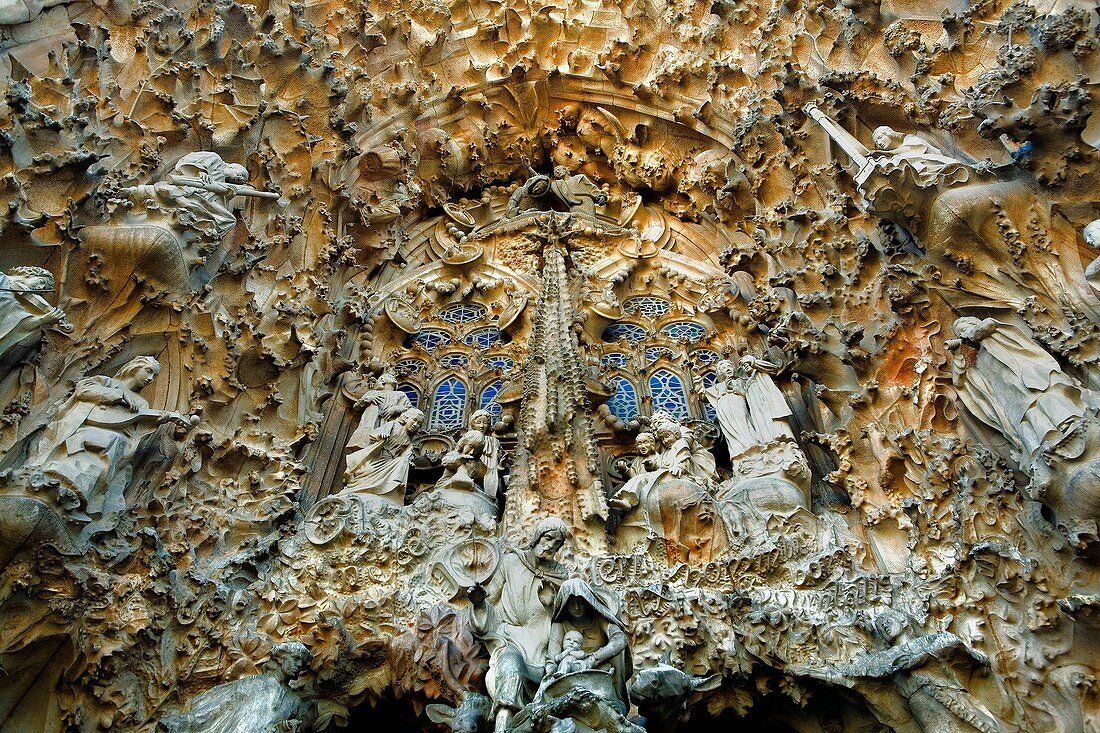 Barcelona, La Sagrada Familia: Detail at the Nativity façade
