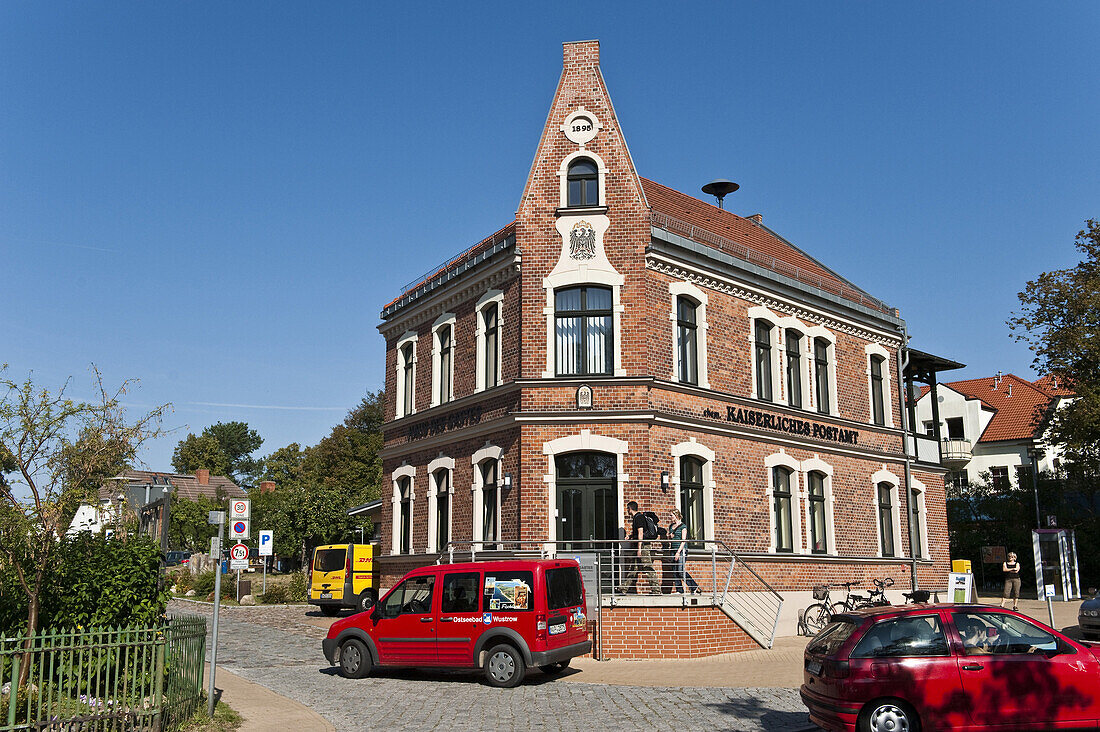 Backsteingebäude, Ostseebad Wustrow, Fischland-Darß-Zingst, Mecklenburg-Vorpommern, Deutschland