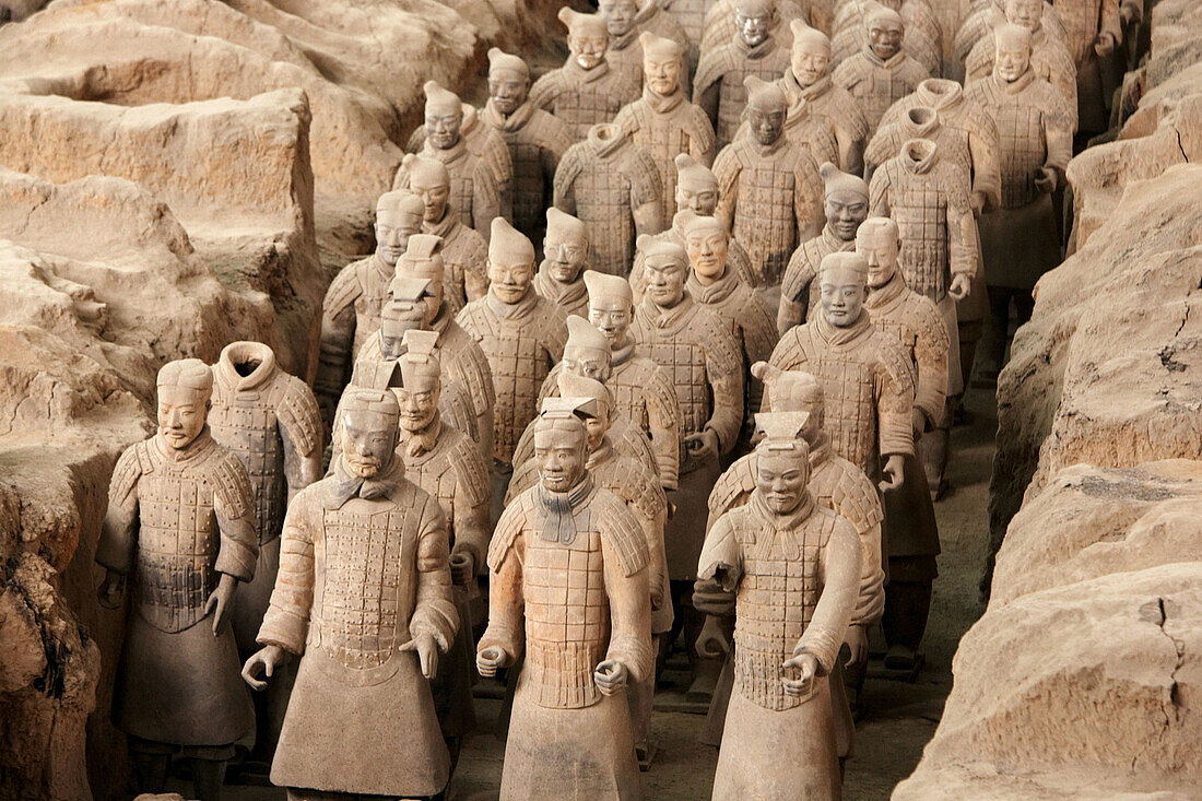 Archaeology, Army, Art, Arts, Asia, China, Color, Colour, From above, Historic, Historical, History, Horizontal, indoor, indoors, interior, Line, Lines, Many, Mausoleum, Mausoleums, power, Row, Rows, Sculpture, Sculptures, Shaanxi, Shanxi, Shensi, Sian, S