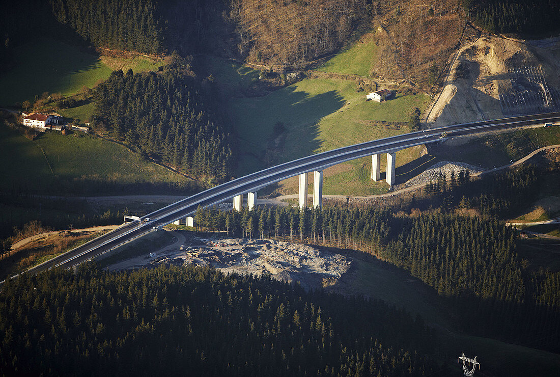 Autopista del Norte Eibar-Vitoria), Mazmela, Eskoriatza, Guipuzcoa, Baskenland, Spanien