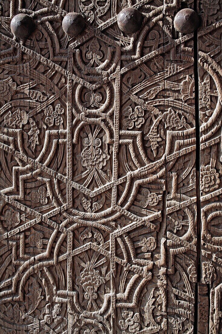 Old wooden doors in khan´s palace, Khiva, Uzbekistan