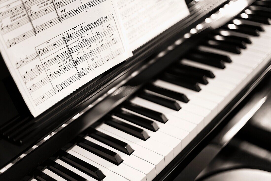 piano and score