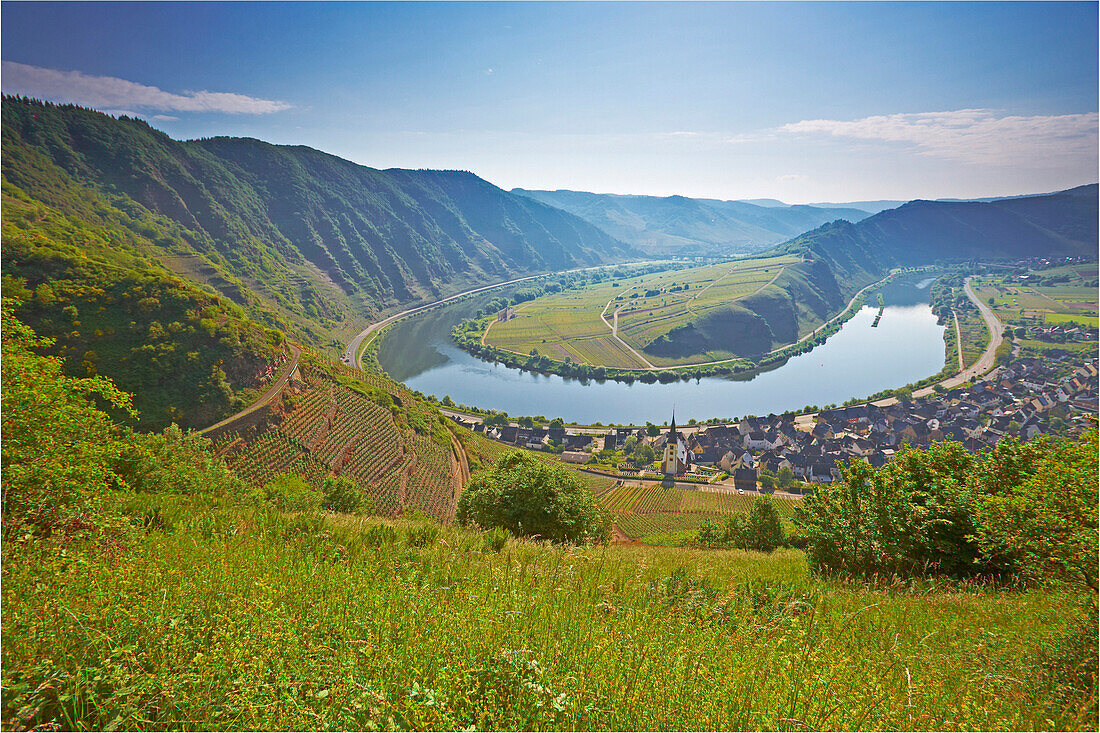 Moselschleife bei Bremm, Rheinland-Pfalz, Deutschland