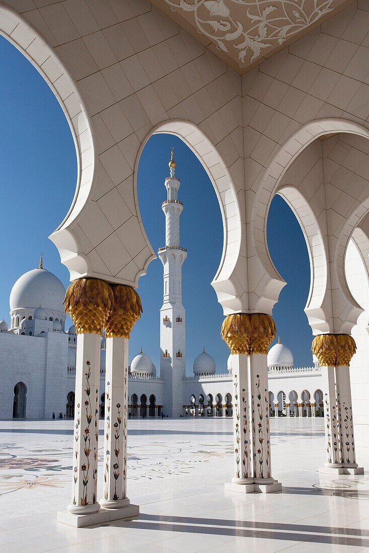 Sheikh Zayed Mosque, Abu Dhabi, UAE (United Arab Emirates)