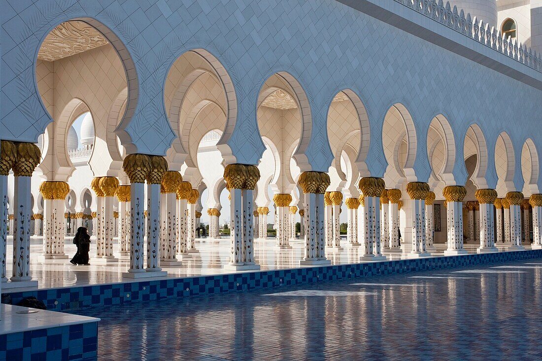 Sheikh Zayed Mosque, Abu Dhabi, UAE (United Arab Emirates)