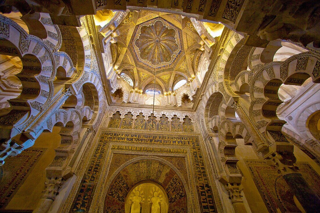 Interior of the Great Mosque, Cordoba. Andalusia, Spain