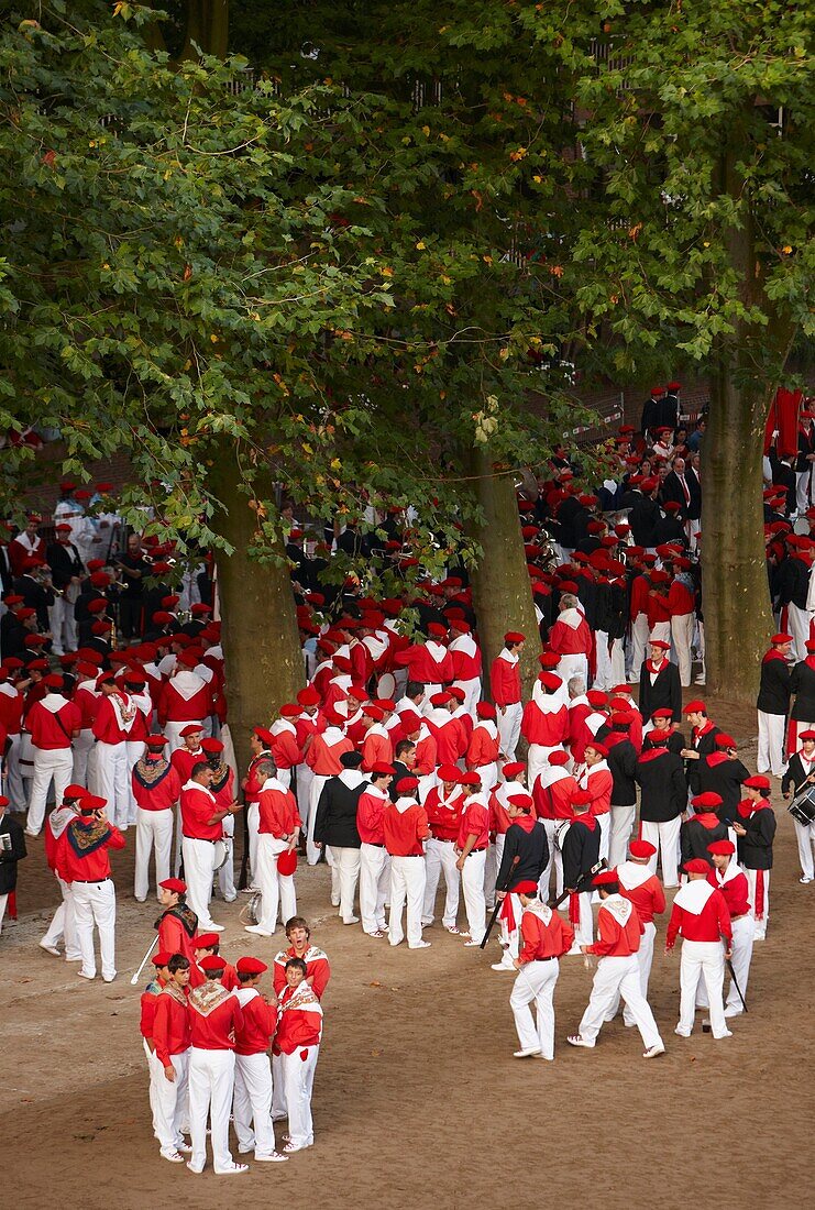 Alarde festival, Hondarribia, Guipuzcoa, Basque Country, Spain