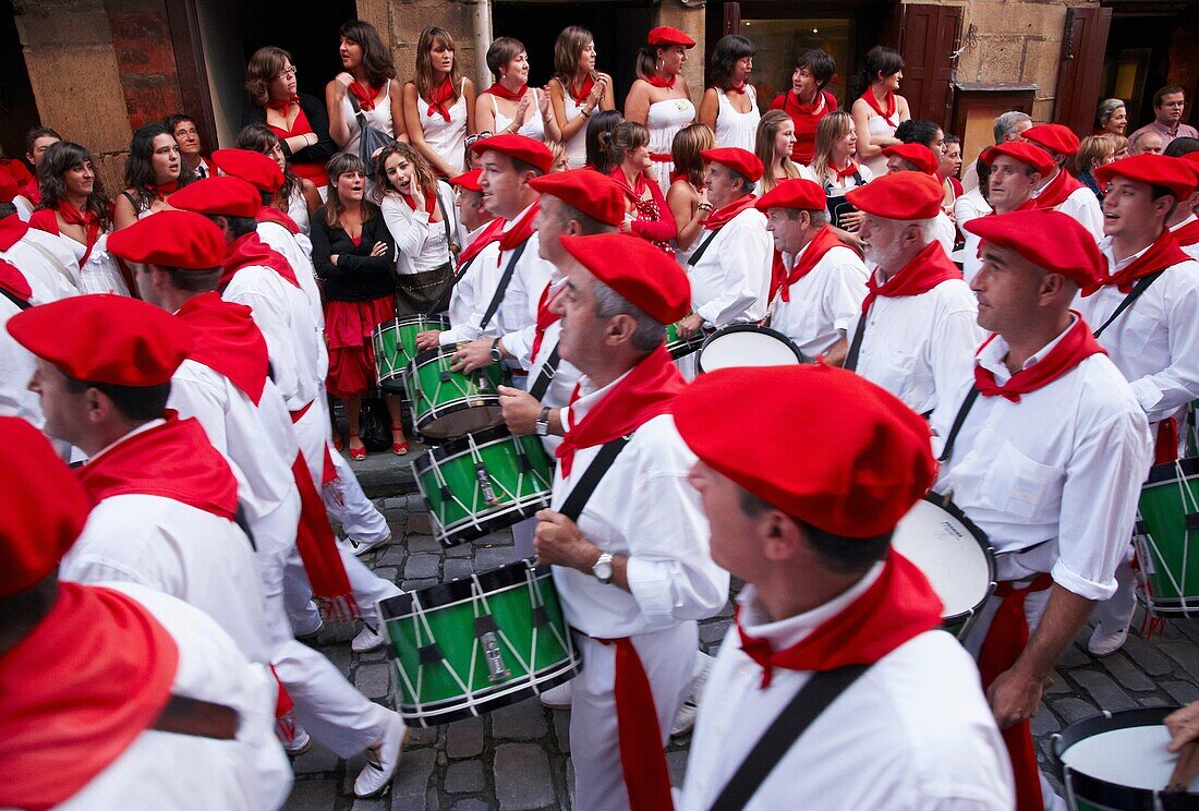 Alarde-Festival, Hondarribia, Guipuzcoa, Baskenland, Spanien