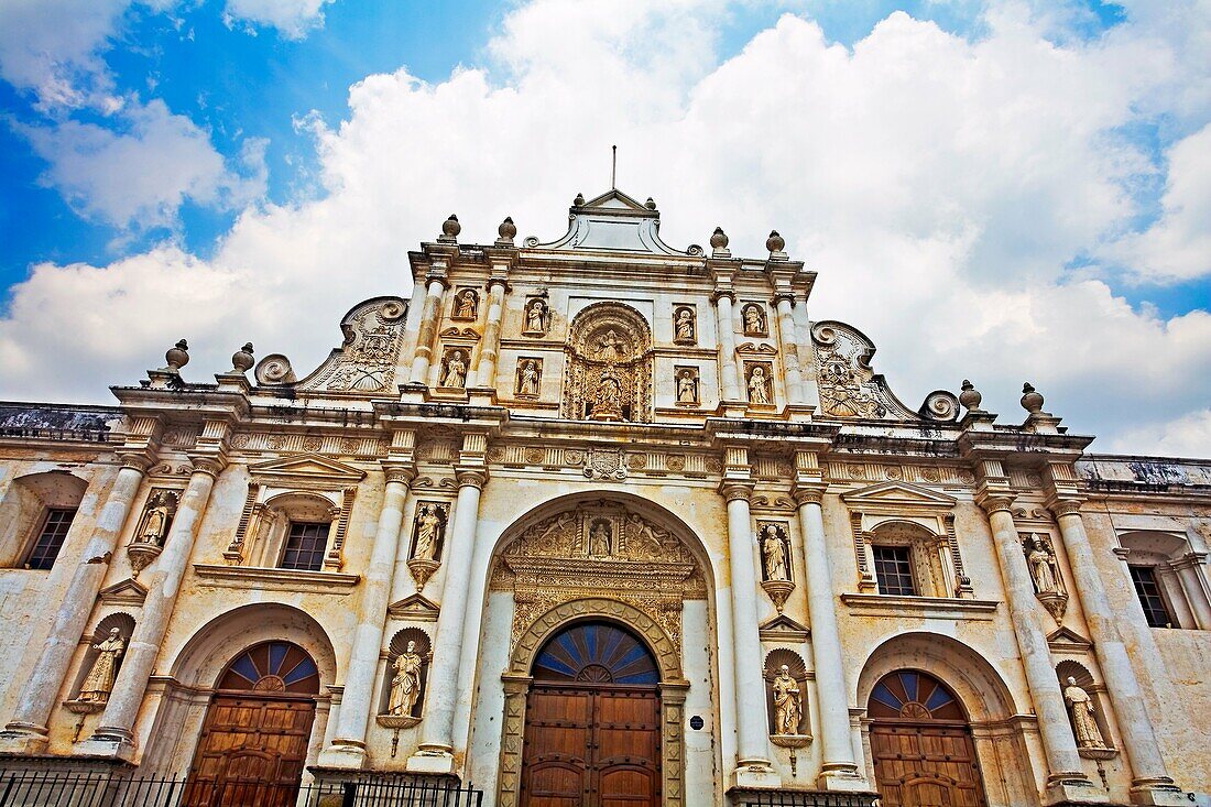 Cathedral. Main Square. Antigua. Guatemala. Guatemala.