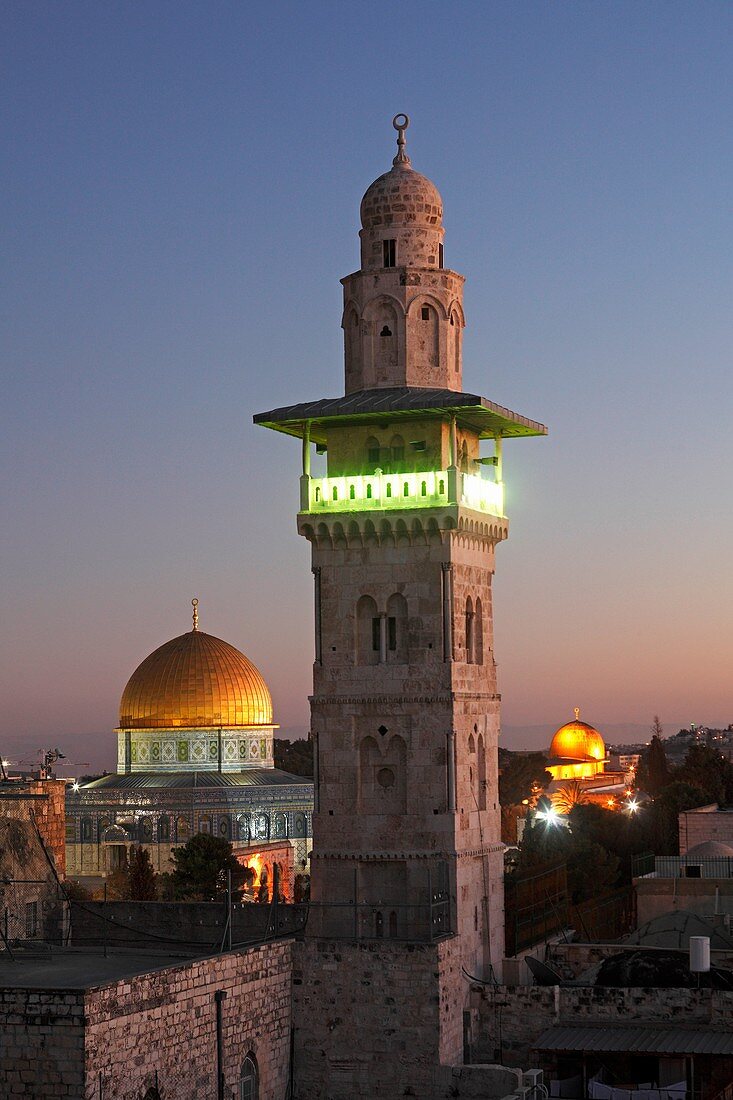 Israel, Jerusalem, Bab el Ghawanimeh Mosque, Minaret, Dome of the Rock, Old city