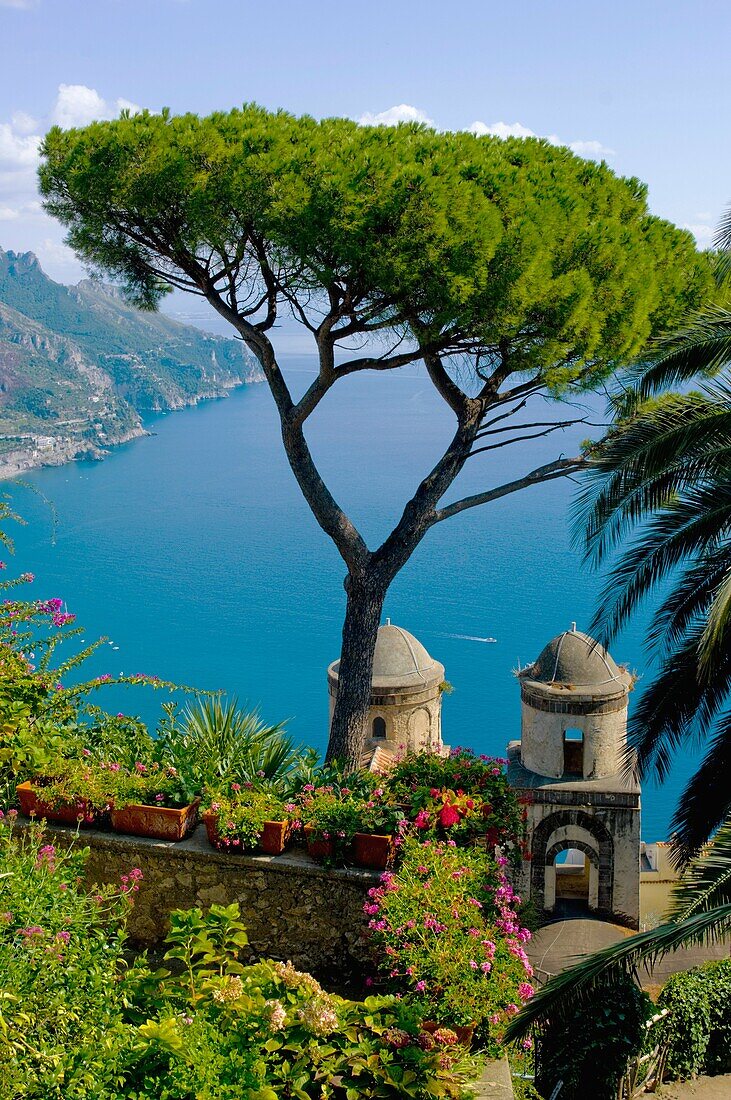 Italy, Campania, Amalfi coast, Ravello, rufolo view