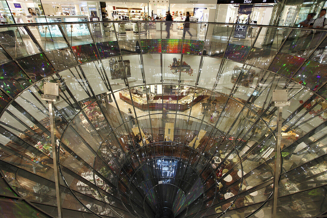 Germany, Berlin, Galeries Lafayette shopping complex