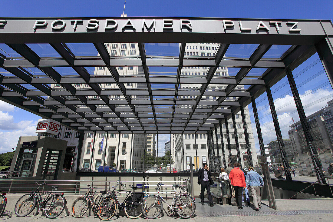 Germany, Berlin, Potsdamer Platz Station