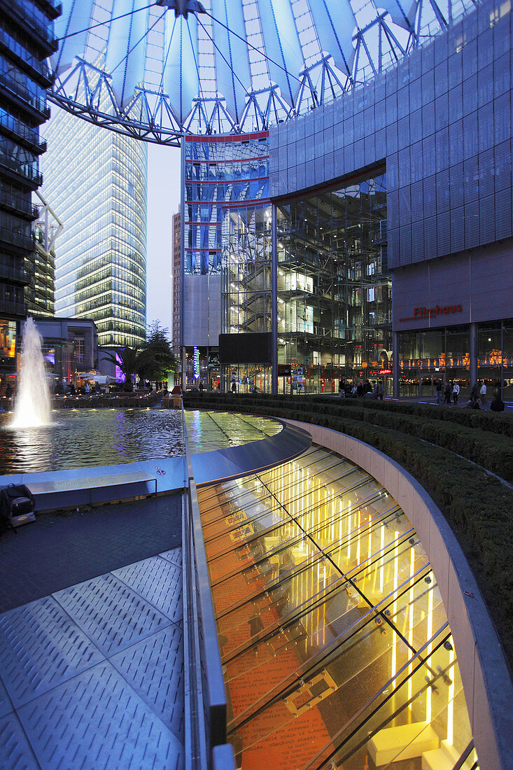 Germany, Berlin, Potsdamer Platz, Sony Center interior, modern architecture
