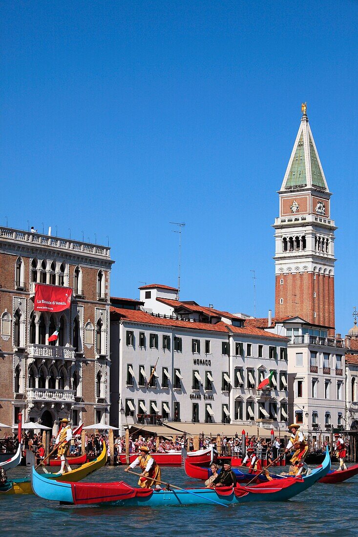 Italy, Venice, historic regatta, boats, people, traditions